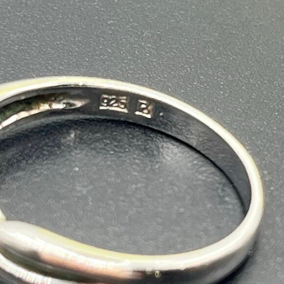 Ross Simons Sterling Silver 925 Blue Topaz Leaf Design Ring Size 8.25, 3.83g - Picture 7 of 9